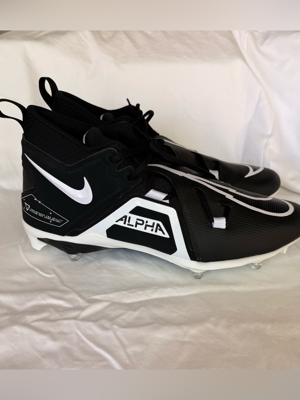 Nike Alpha menace pro 3 Football
Cleats Men's US 15